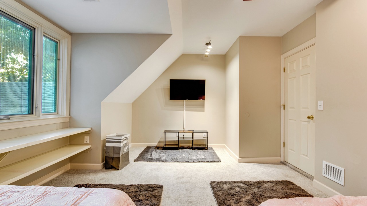 Photo of Bedroom in Northlake