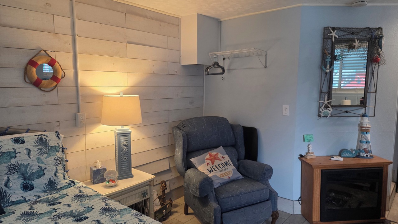 Photo of Bedroom in Indian Harbor Estates