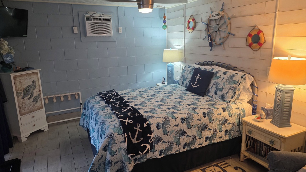 Photo of Bedroom in Indian Harbor Estates