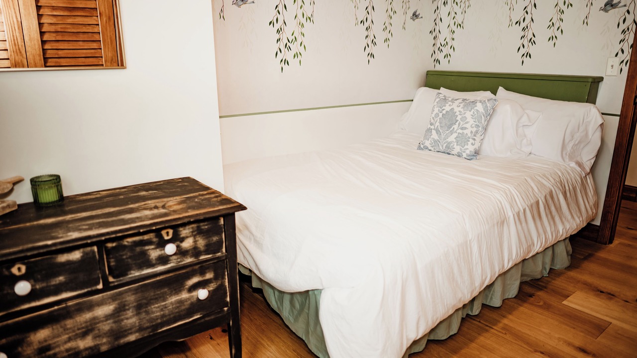Photo of Bedroom in Lake City