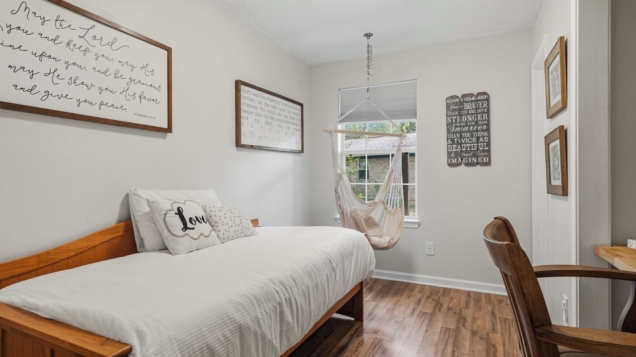 Photo of Bedroom in Lake Lorraine