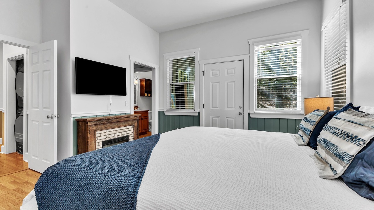 Photo of Bedroom in Dadeville