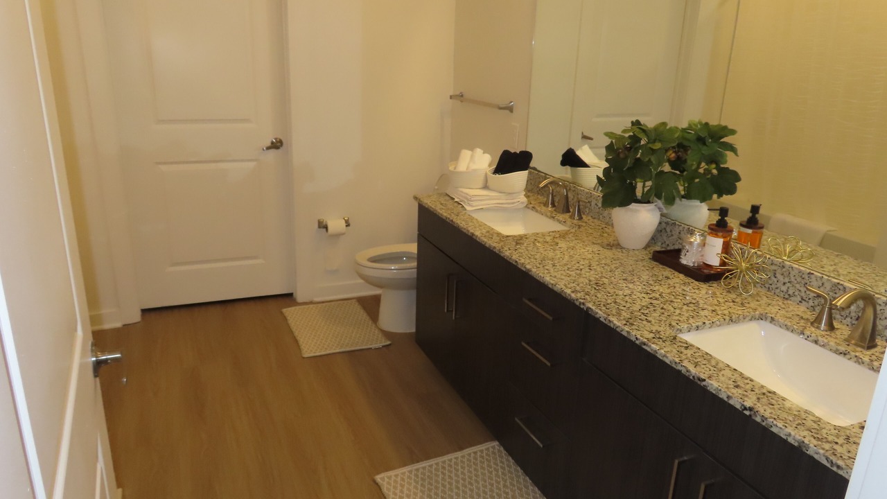 Photo of Bathroom in Boulevard Heights