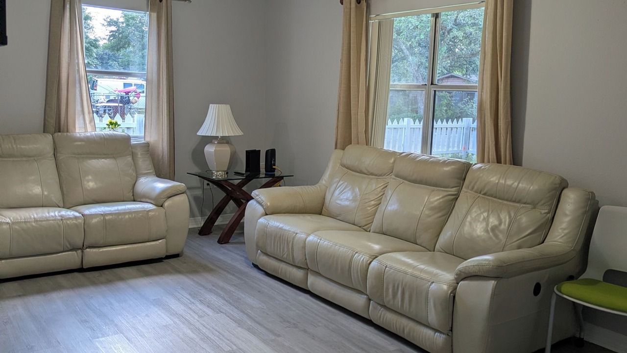 Photo of Livingroom in Cantonment