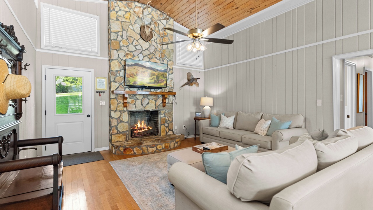 Photo of Livingroom in Buckhead
