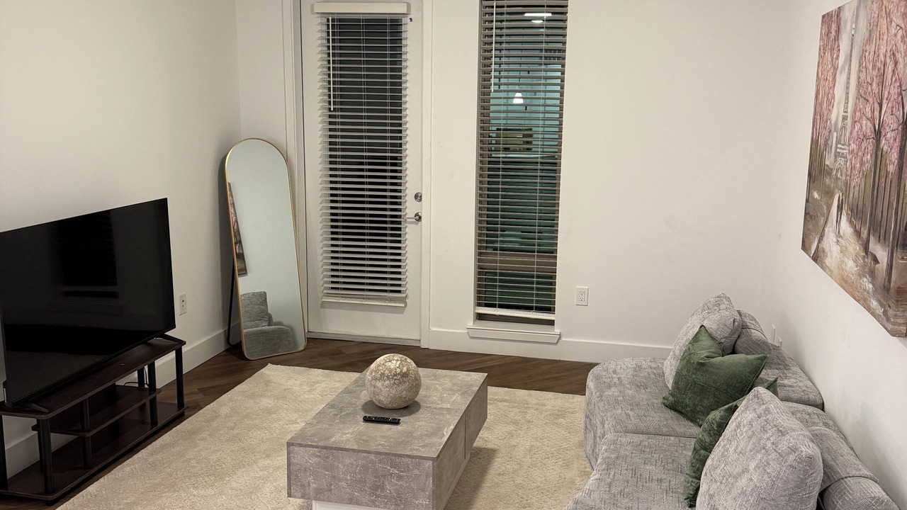 Photo of Livingroom in Piedmont Heights