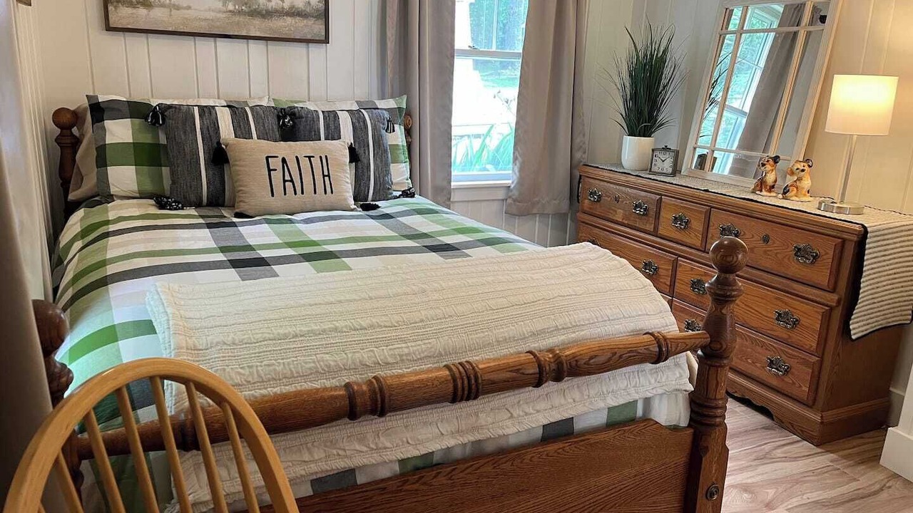 Photo of Bedroom in Kalkaska