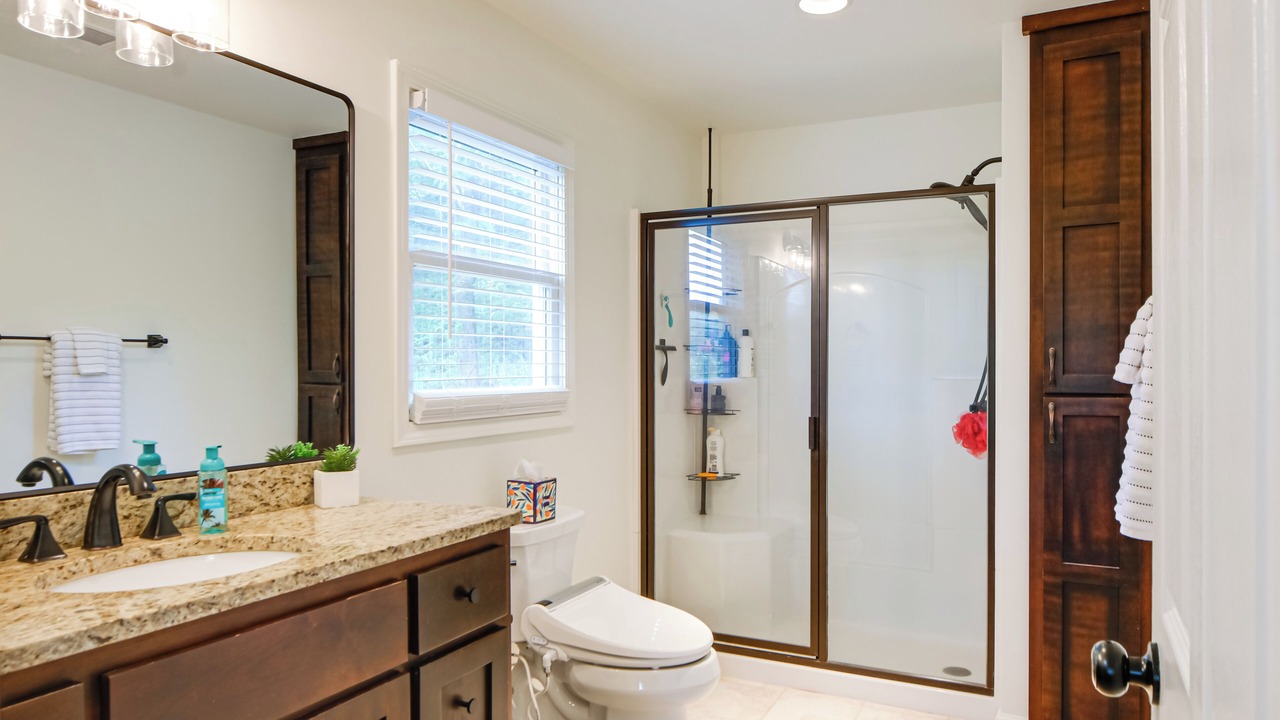 Photo of Bathroom in Dadeville