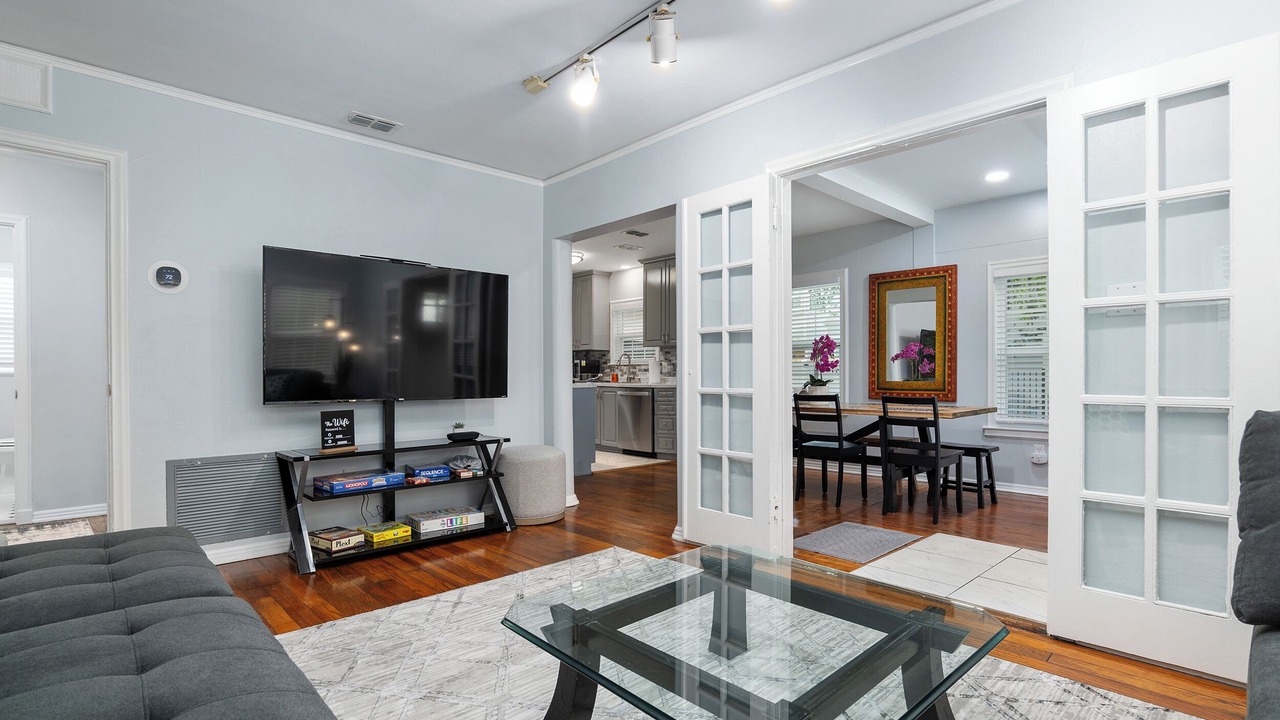 Photo of Livingroom in Gainesville