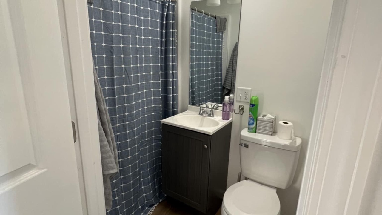 Photo of Bathroom in Hope