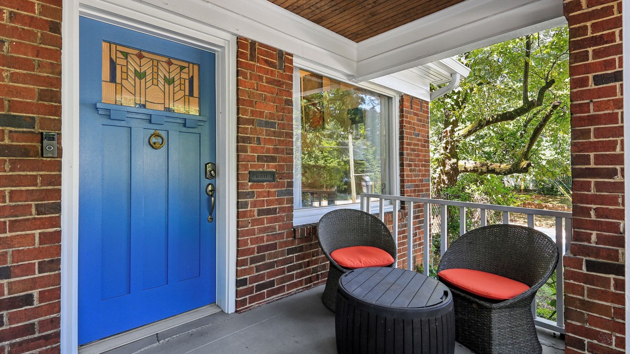 Photo of Patio Balcony in Glenwood Park