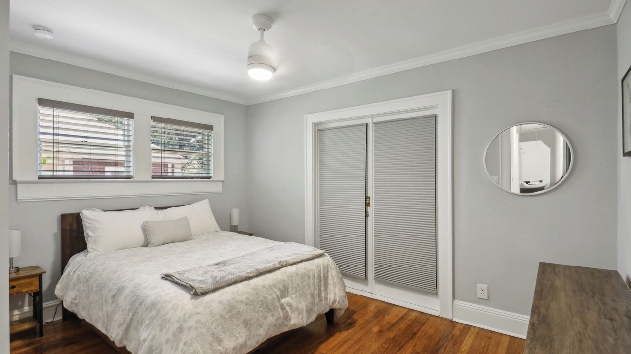 Photo of Bedroom in Glenwood Park