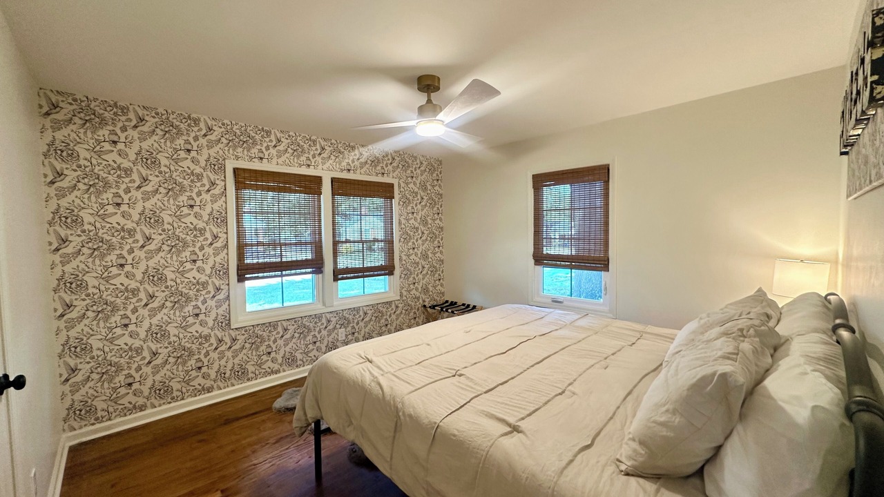 Photo of Bedroom in Northport