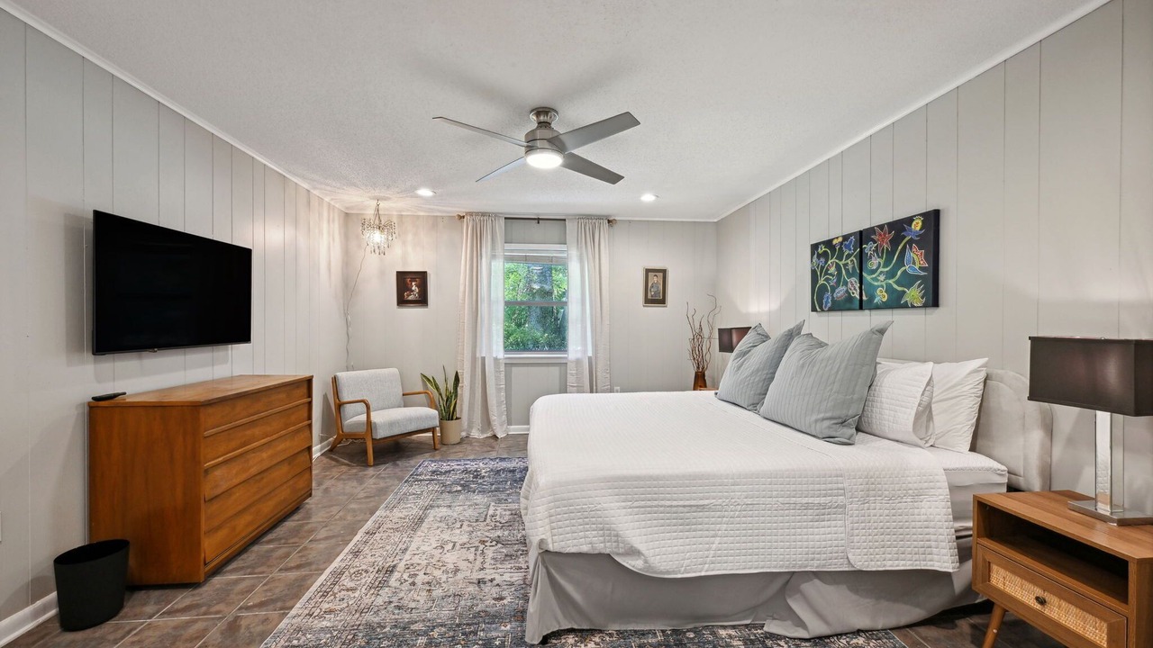 Photo of Bedroom in Covington
