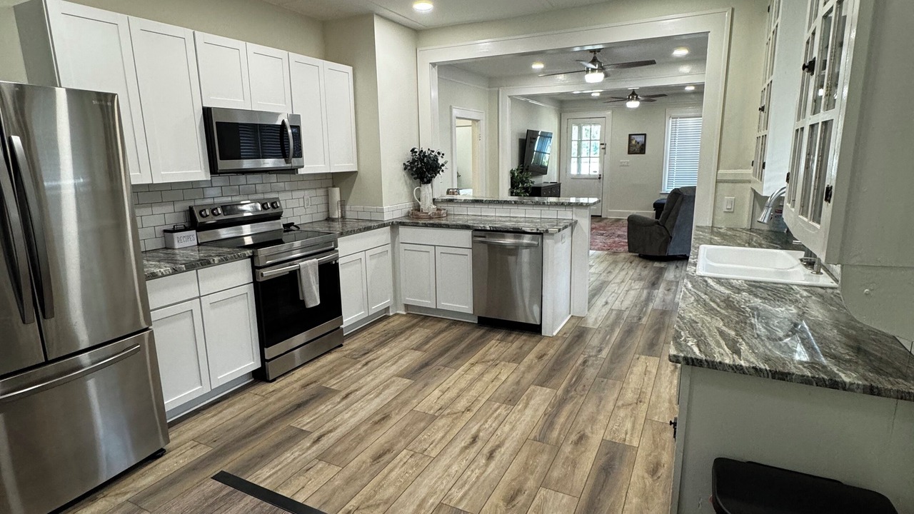 Photo of Kitchen in Lake Park