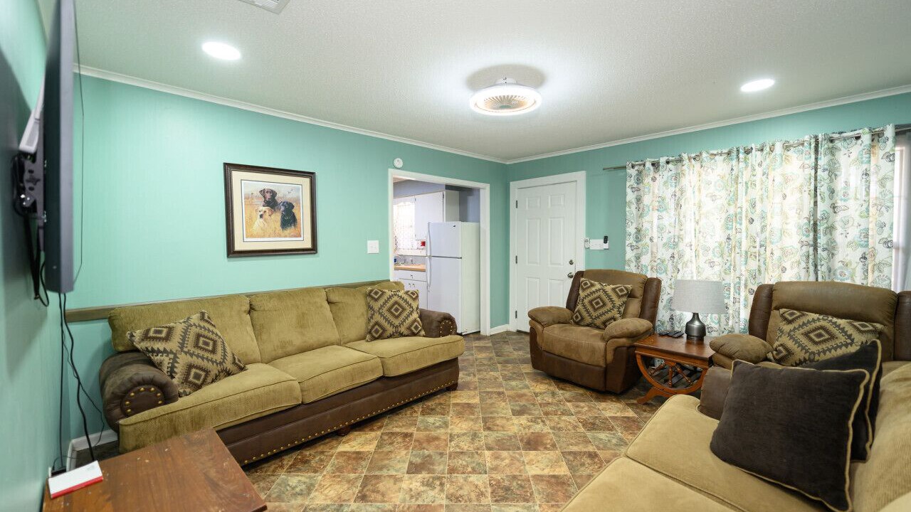 Photo of Livingroom in Lake Village