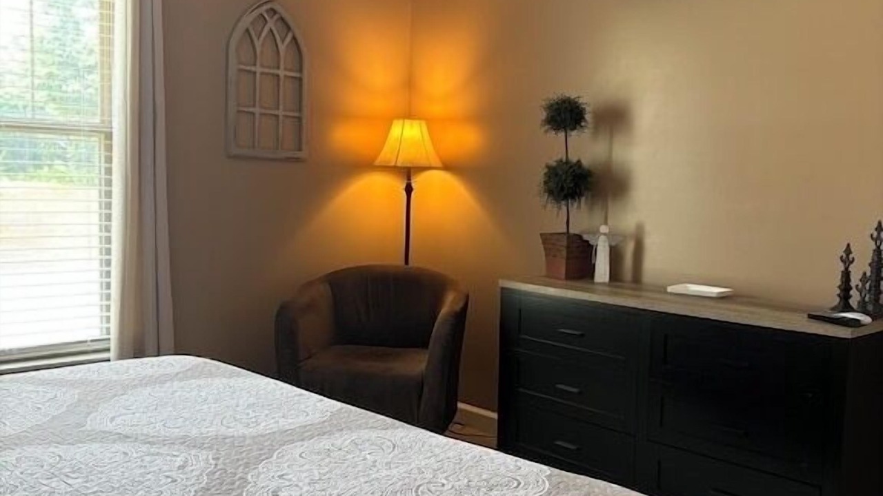 Photo of Bedroom in Brewton