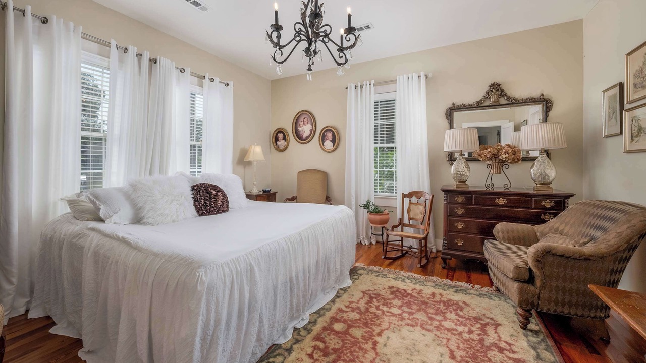 Photo of Bedroom in Tuscaloosa