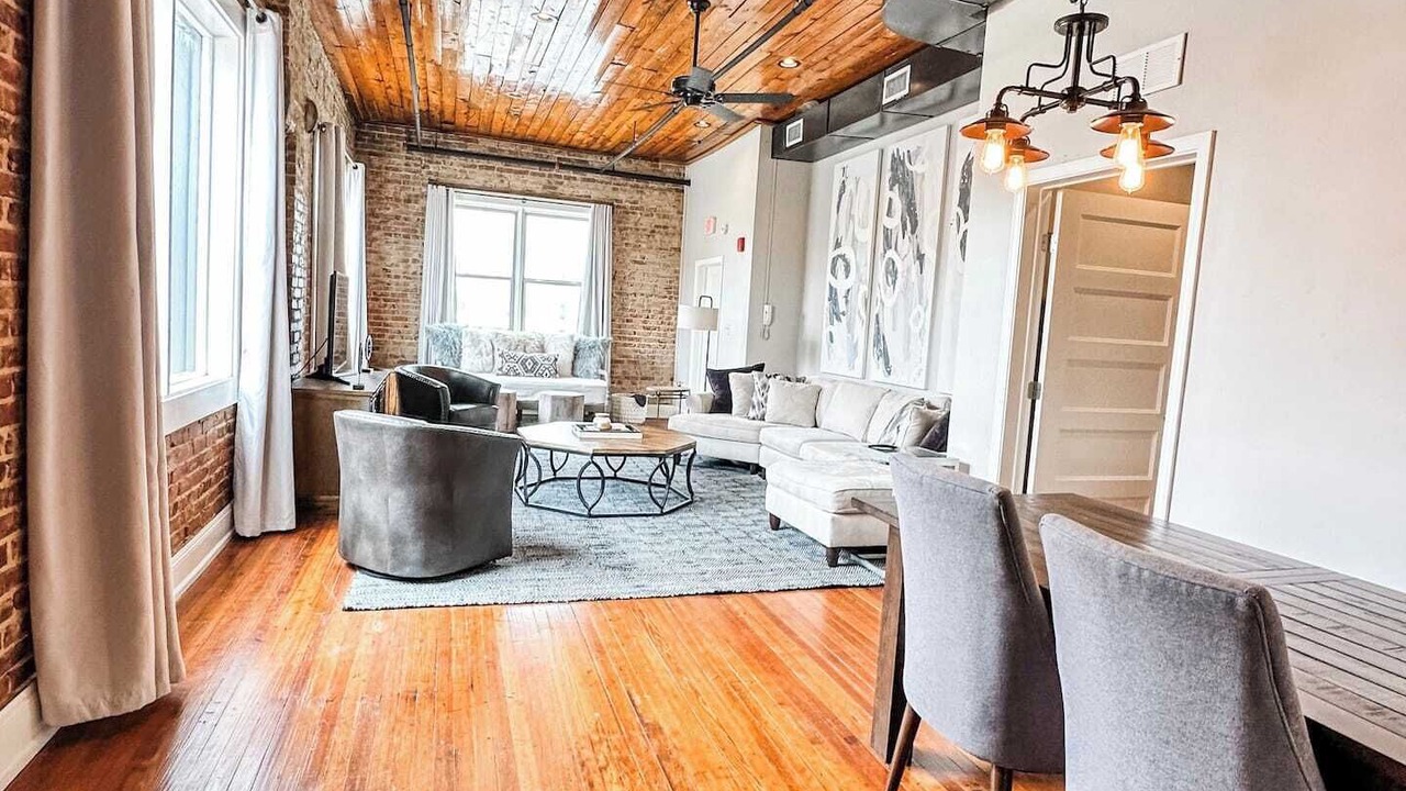 Photo of Livingroom in Tuscaloosa