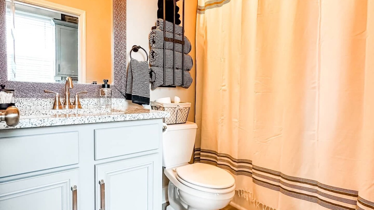 Photo of Bathroom in Tuscaloosa