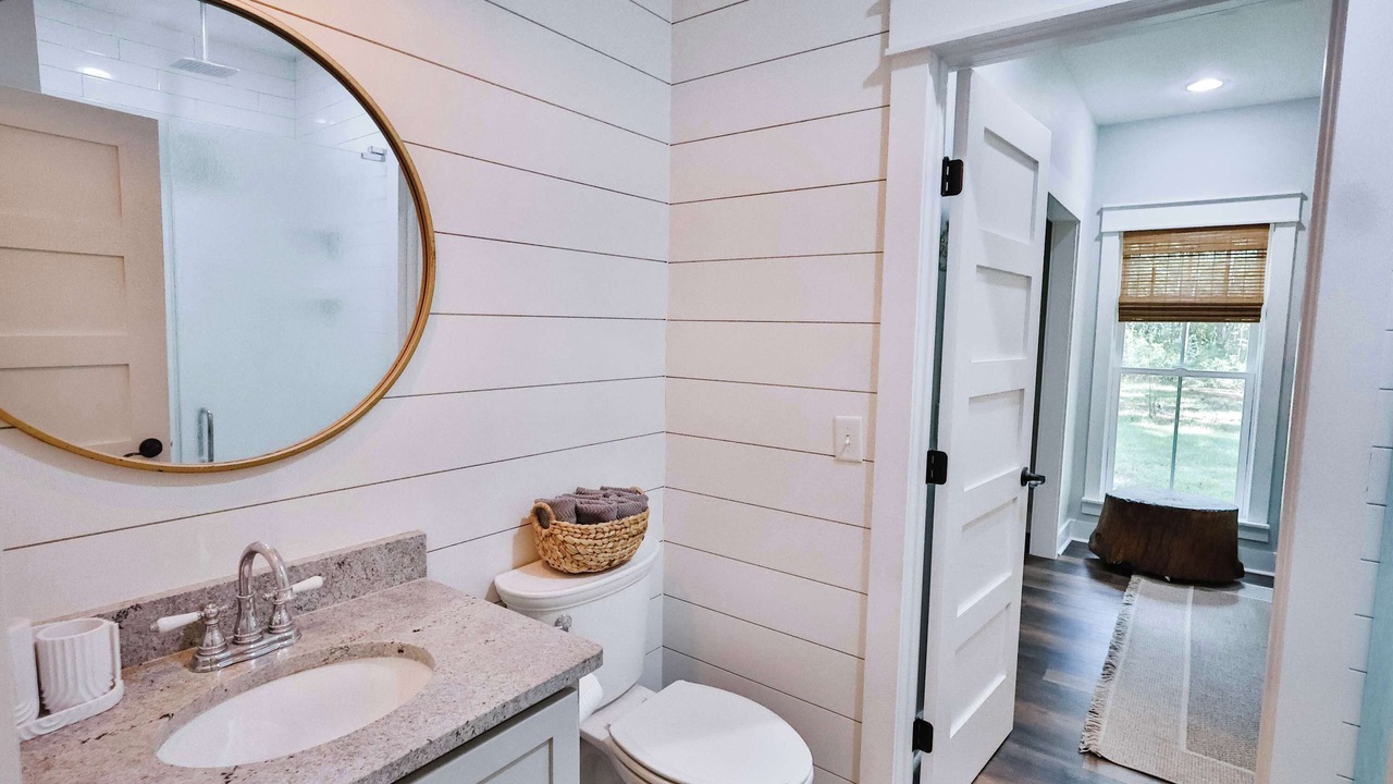 Photo of Bathroom in Statesboro