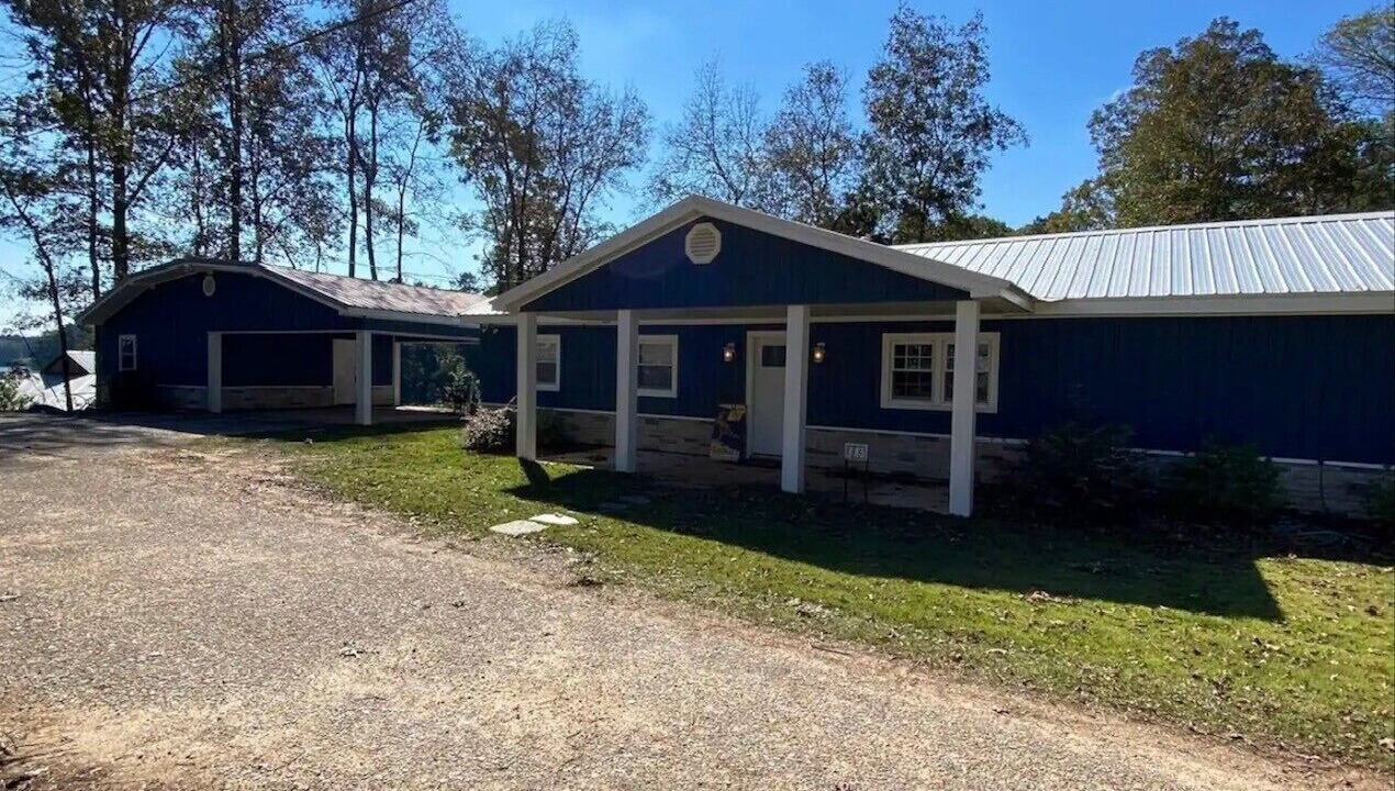 Photo of Outdoor in Deatsville
