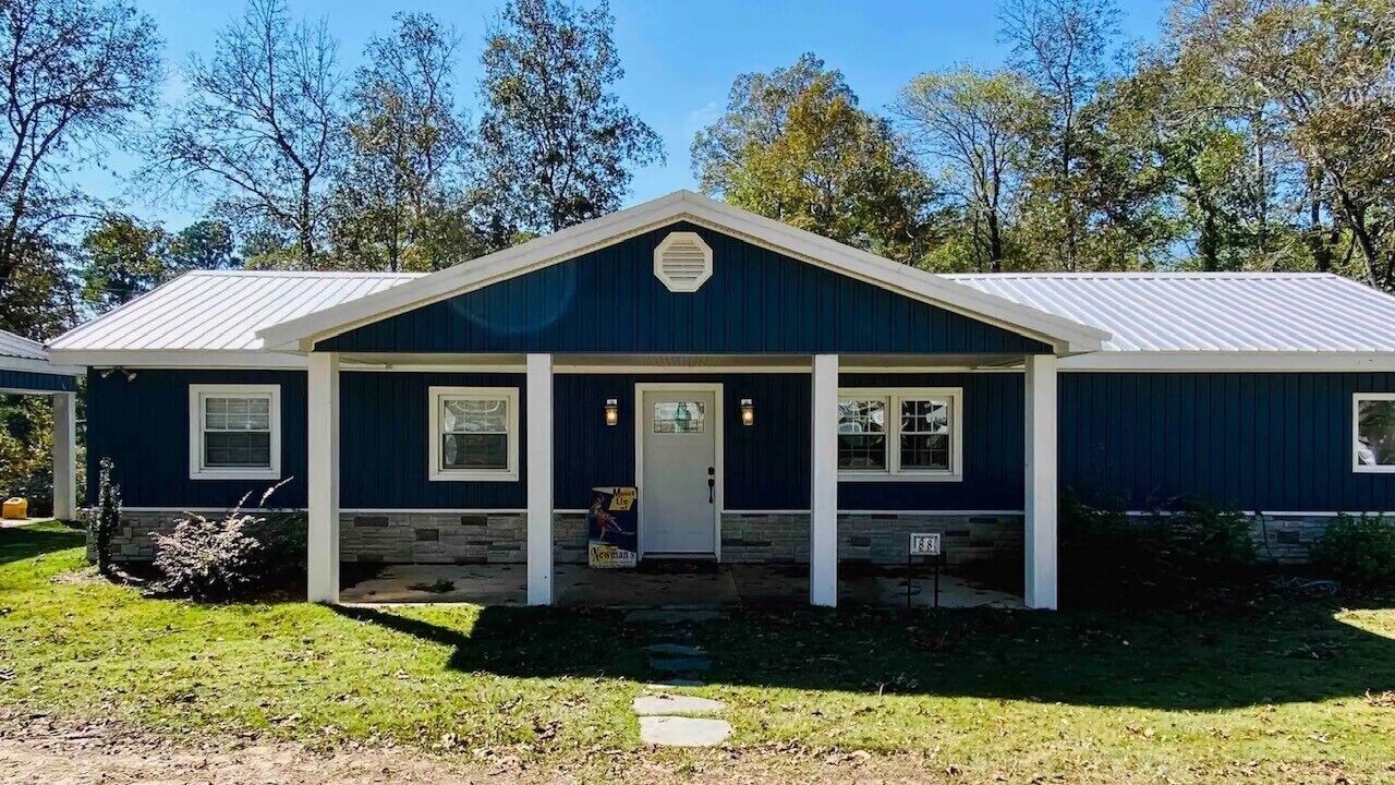 Photo of Outdoor in Deatsville
