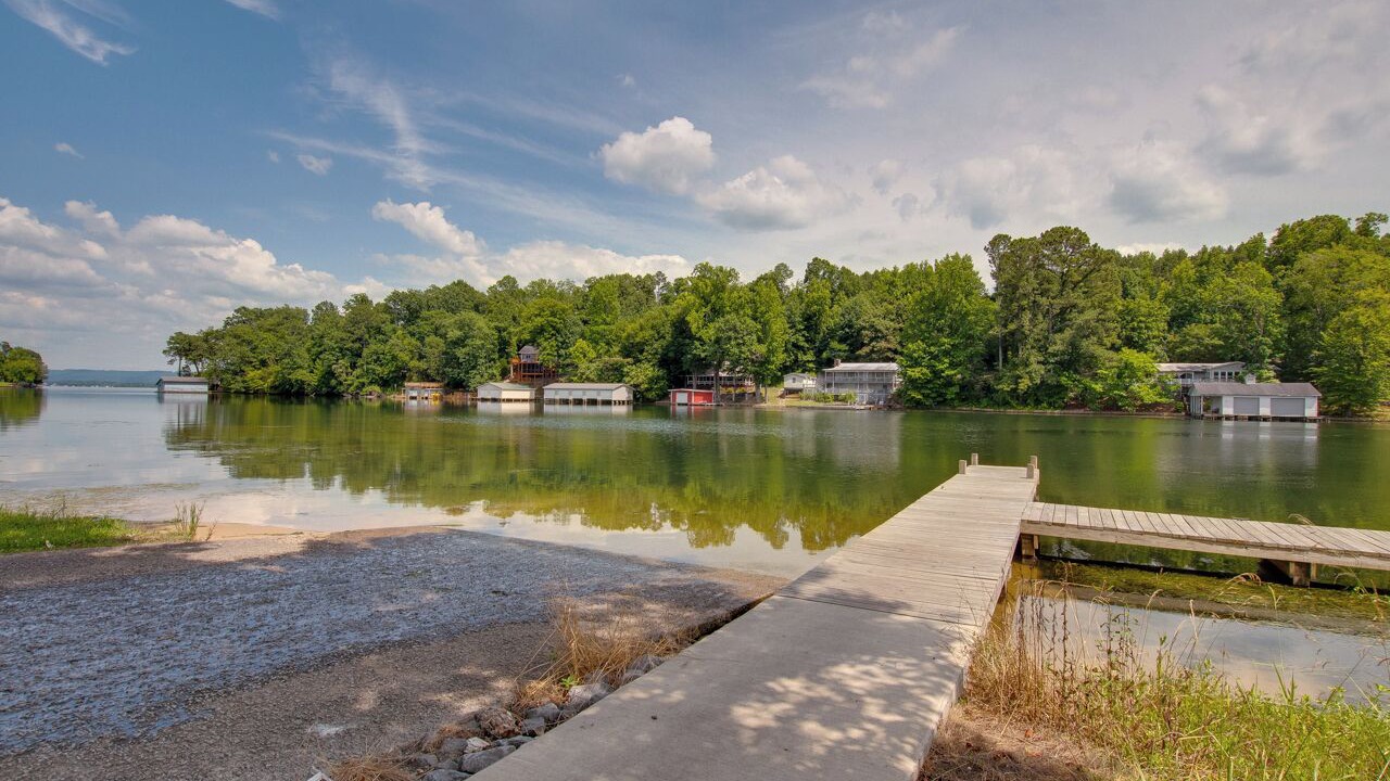 Photo of Outdoor in Groveoak