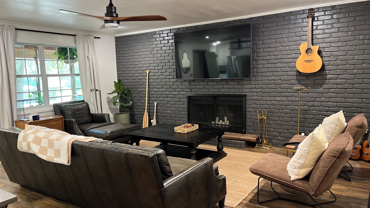 Photo of Livingroom in Melrose
