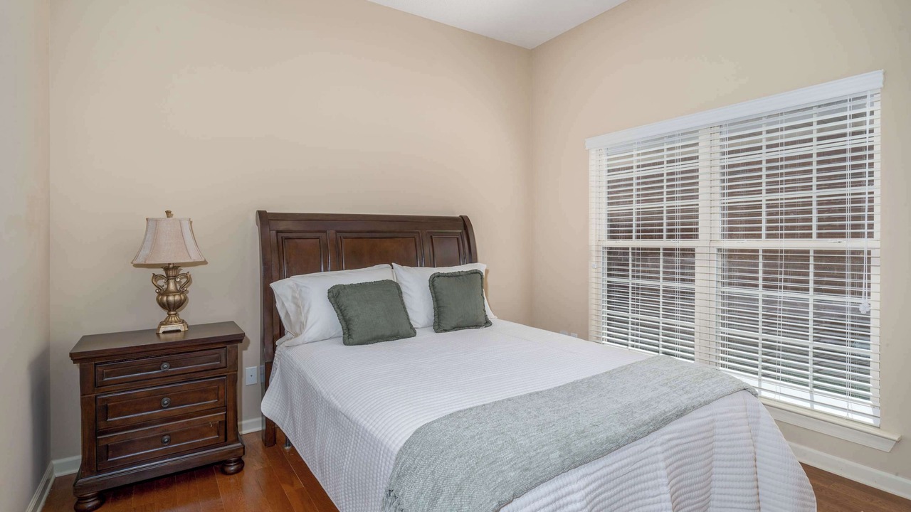 Photo of Bedroom in Tuscaloosa