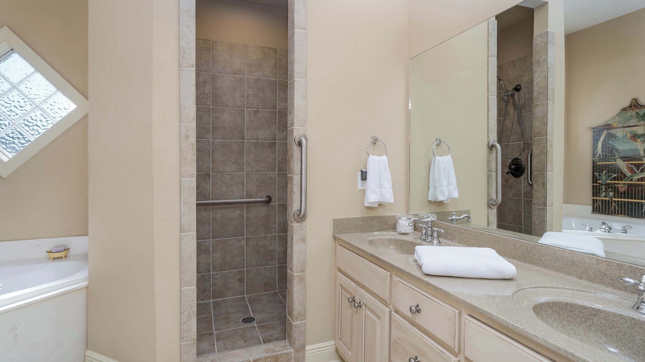 Photo of Bathroom in Tuscaloosa