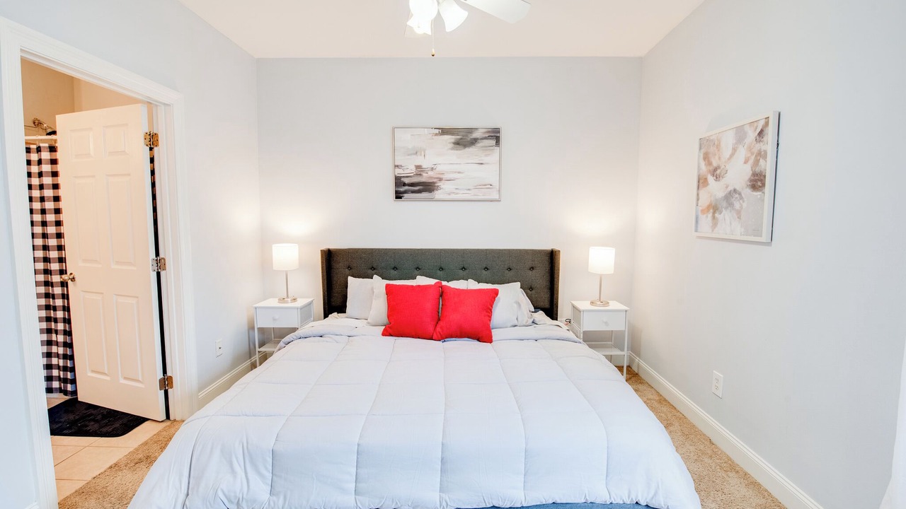 Photo of Bedroom in Tuscaloosa