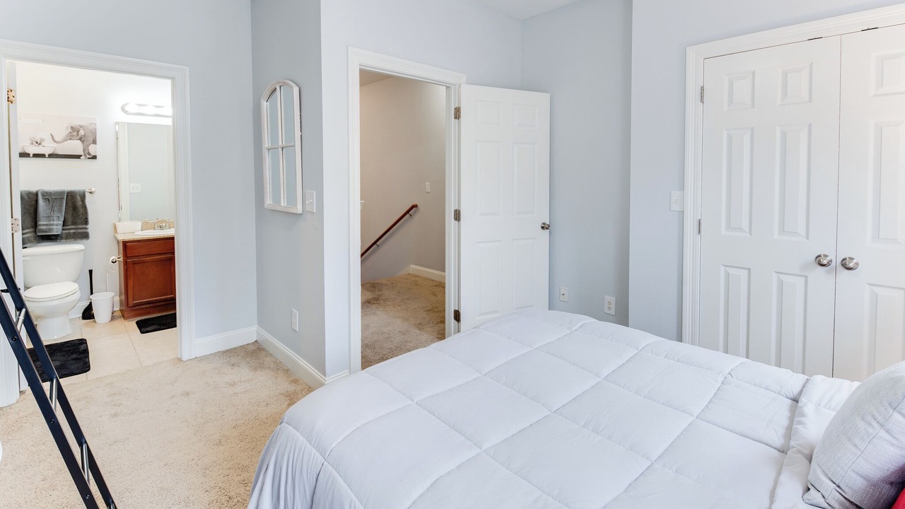 Photo of Bedroom in Tuscaloosa