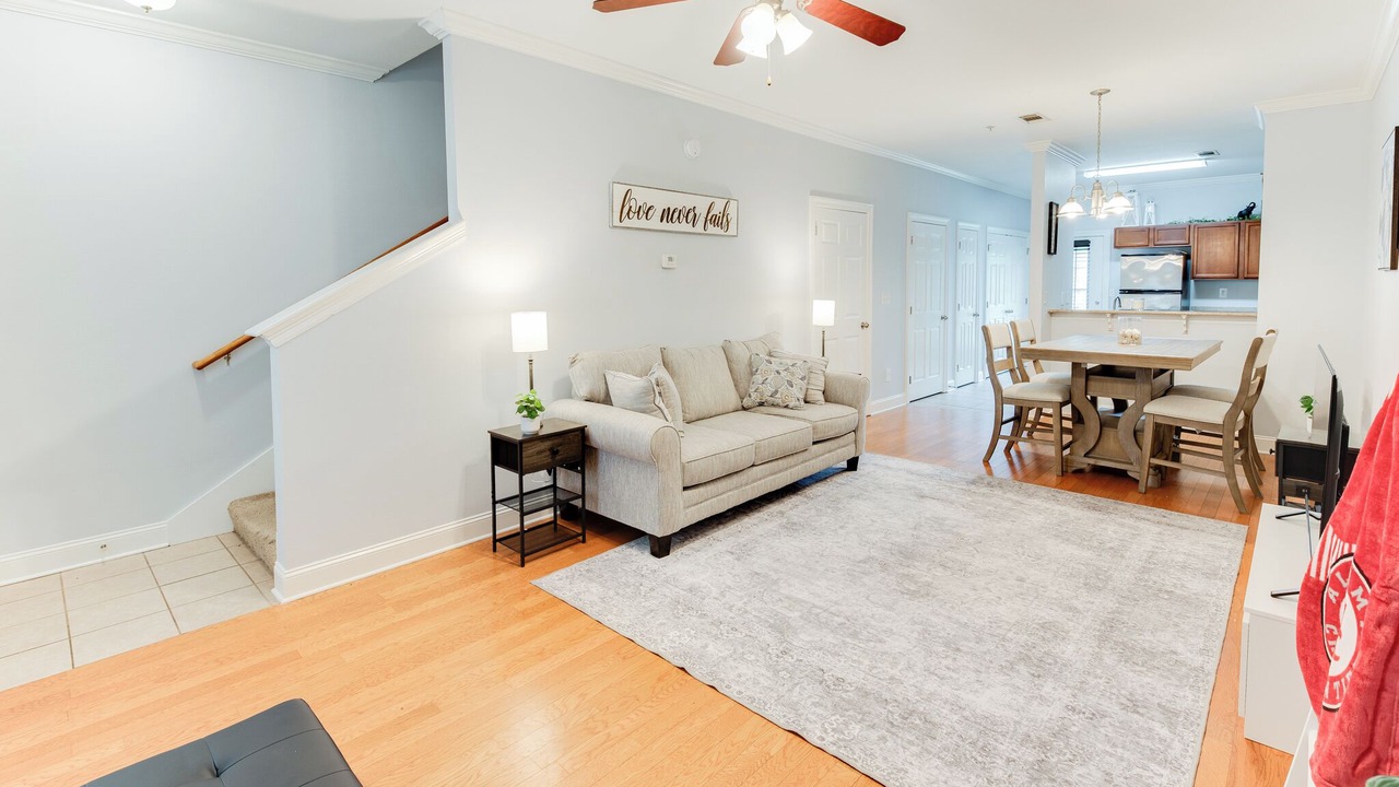Photo of Livingroom in Tuscaloosa