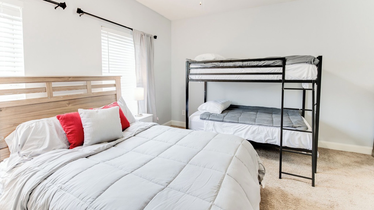 Photo of Bedroom in Tuscaloosa
