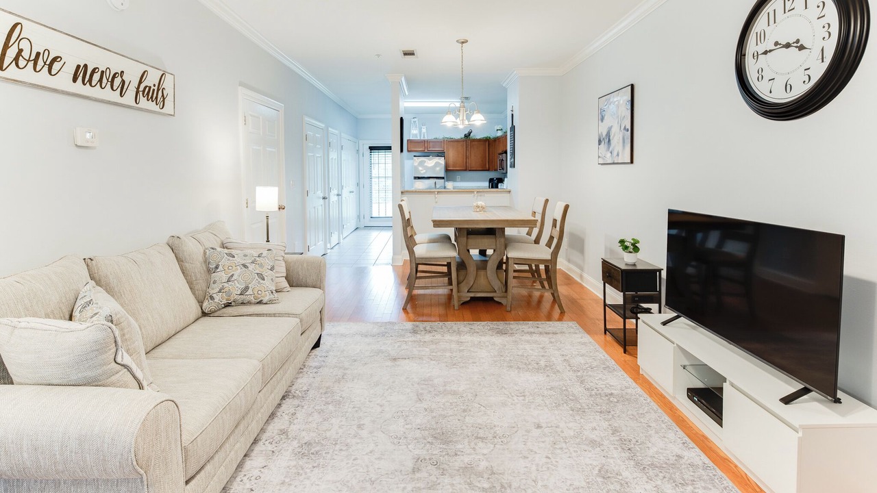 Photo of Livingroom in Tuscaloosa