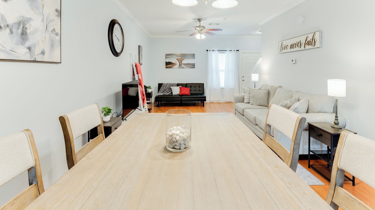 Photo of Livingroom in Tuscaloosa