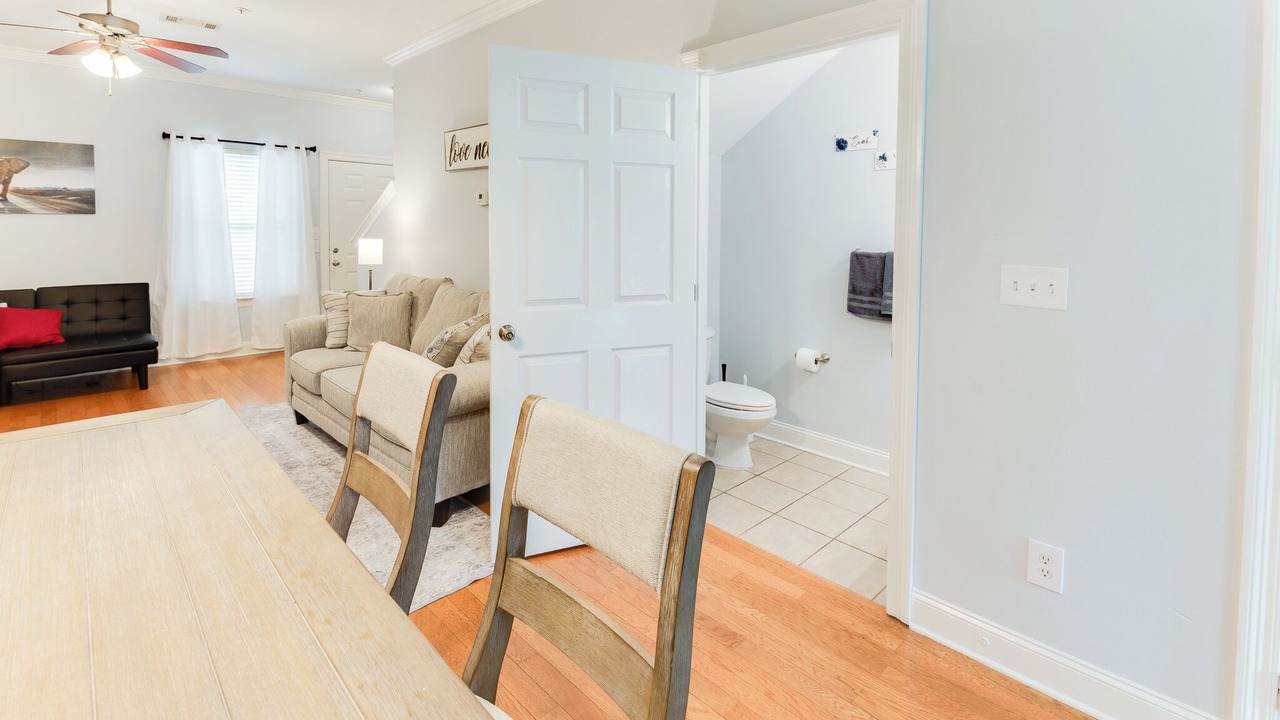 Photo of Livingroom in Tuscaloosa
