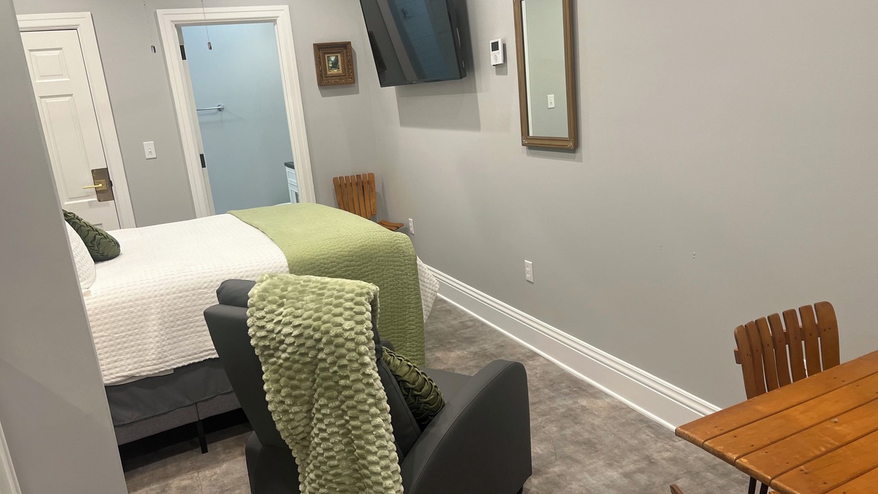 Photo of Bedroom in Pascagoula