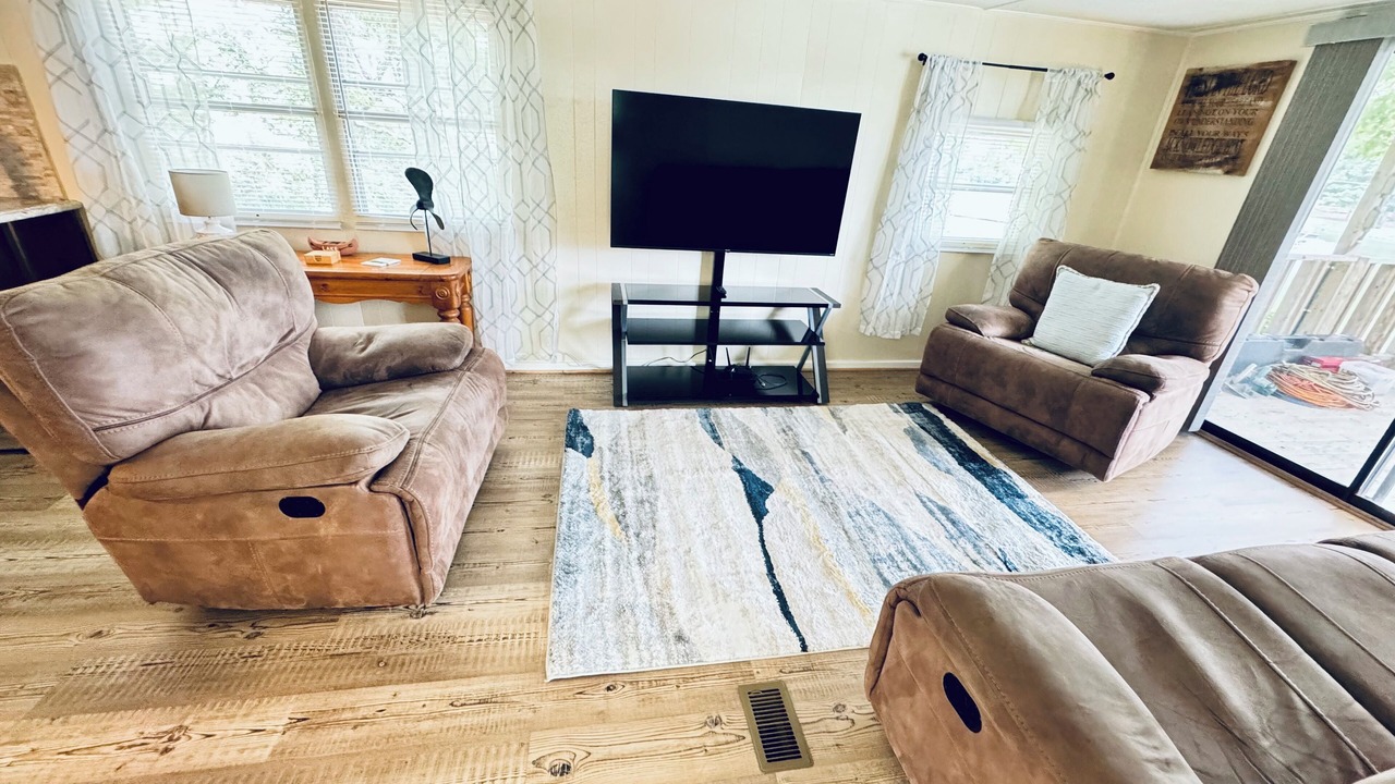 Photo of Livingroom in Titus