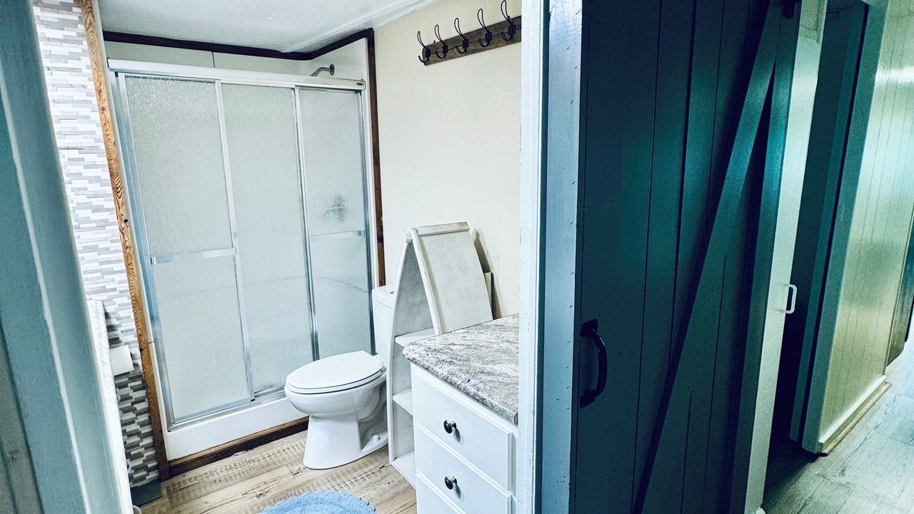 Photo of Bathroom in Titus