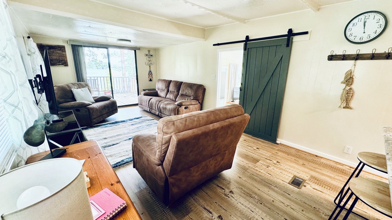 Photo of Livingroom in Titus