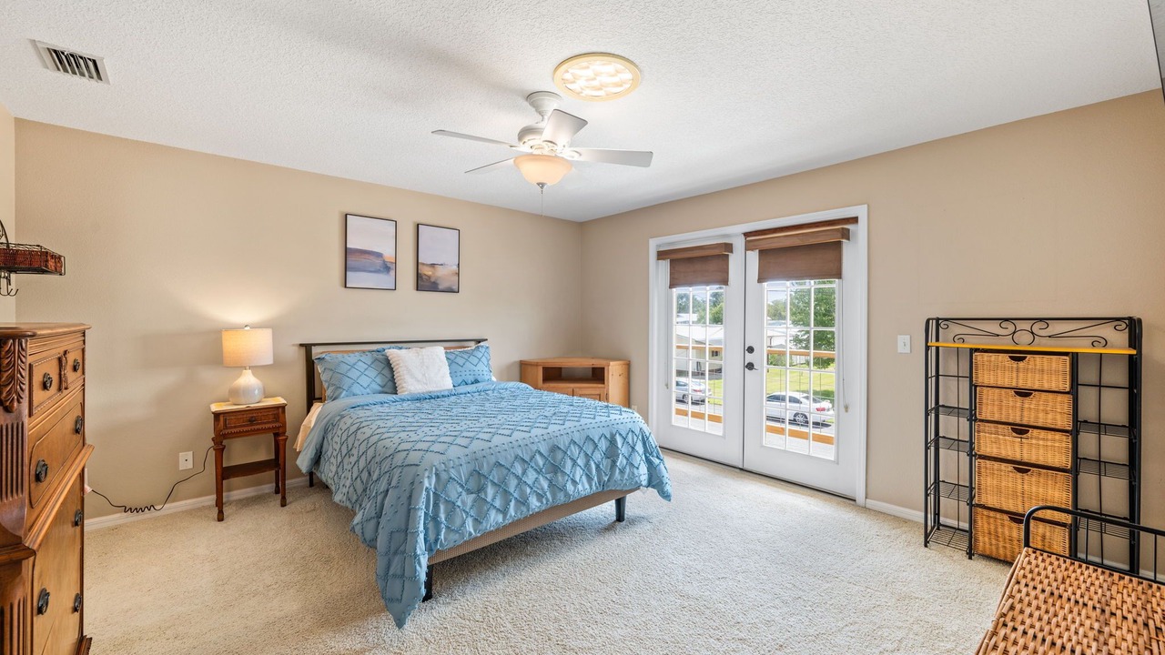 Photo of Bedroom in Welaka