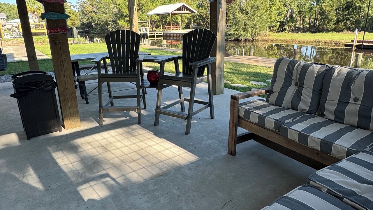 Photo of Patio Balcony in Shoreline Park