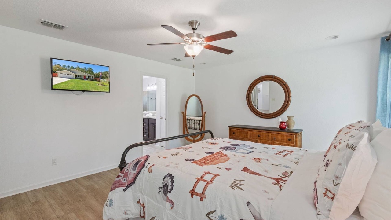 Photo of Bedroom in Westside