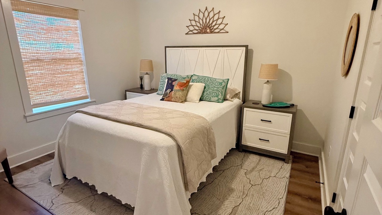 Photo of Bedroom in Shoreline Park