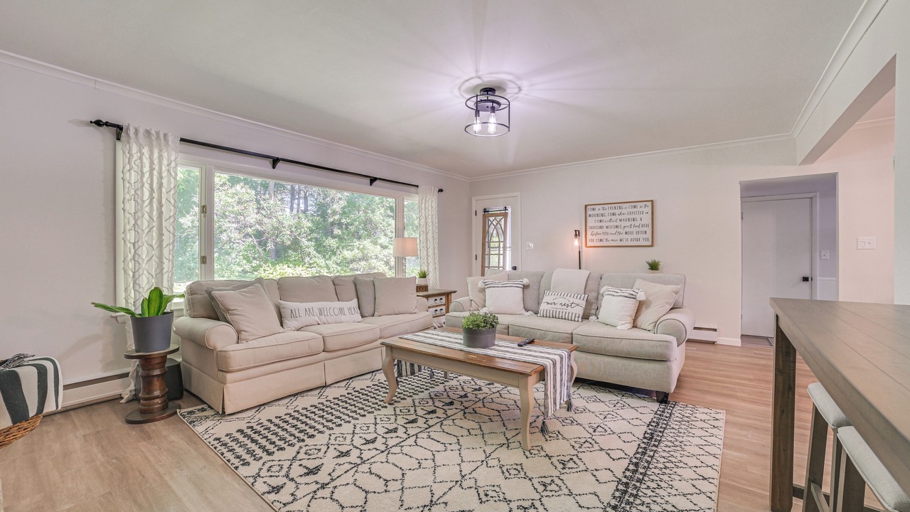 Photo of Livingroom in Gaylord