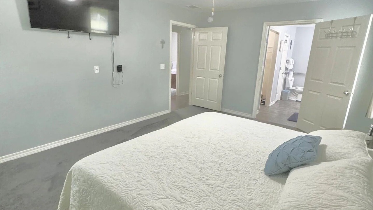 Photo of Bedroom in Milton