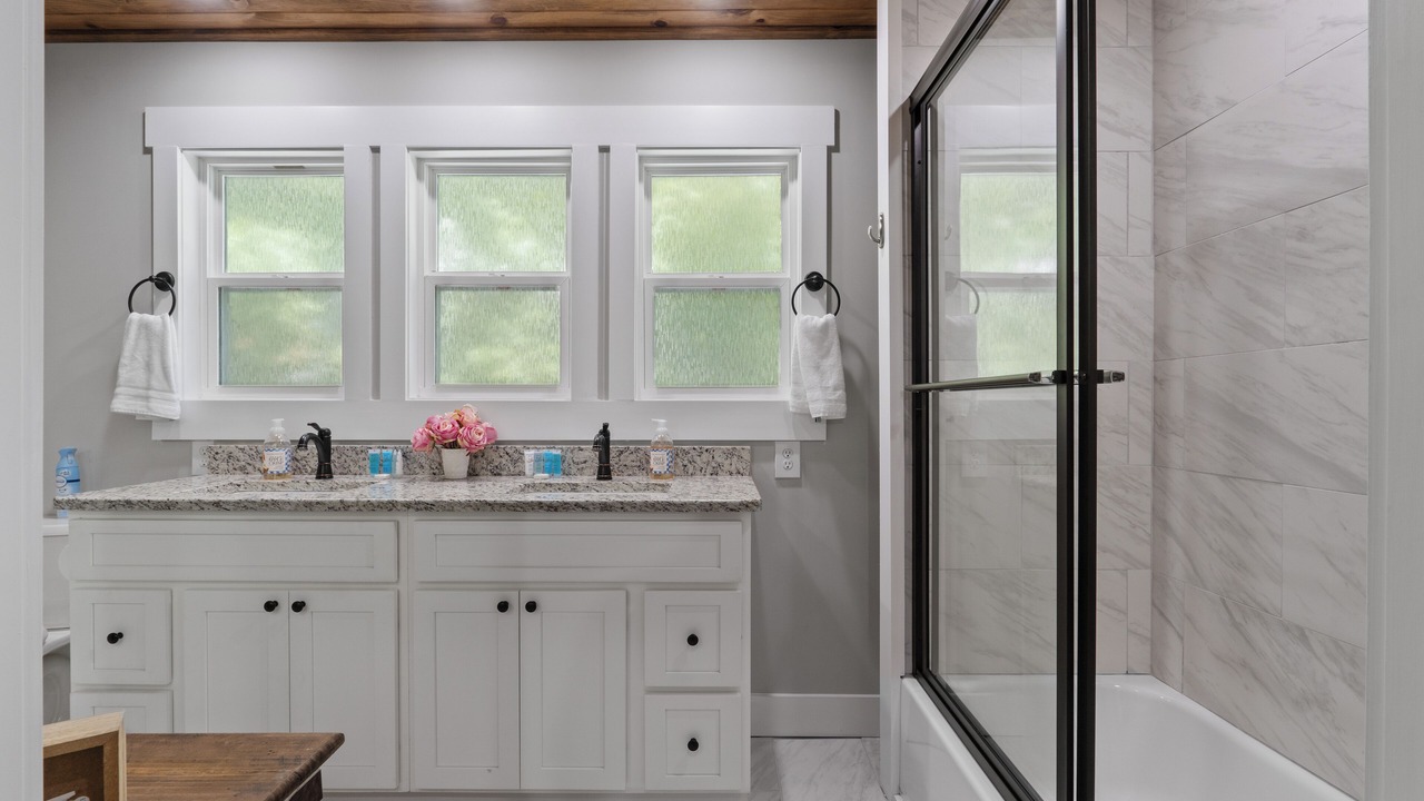 Photo of Bathroom in Wedowee