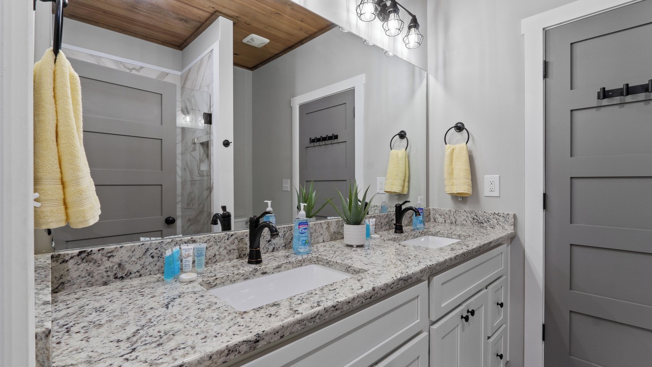 Photo of Bathroom in Wedowee